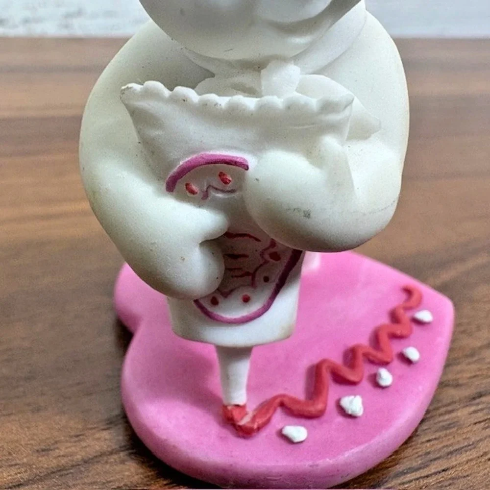 Danbury Mint Pillsbury Doughboy Perpetual Calendar Figurine  Lot of 2 1997